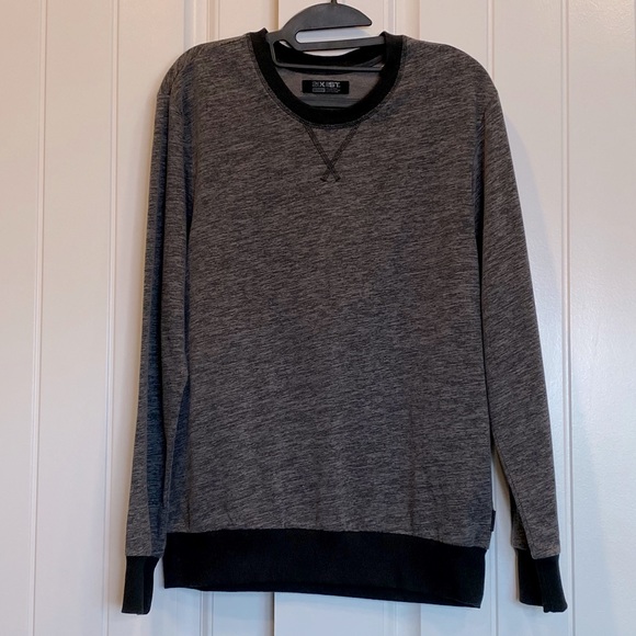 Like New! Activewear Comfort Crewneck Sweatshirt - Picture 1 of 6